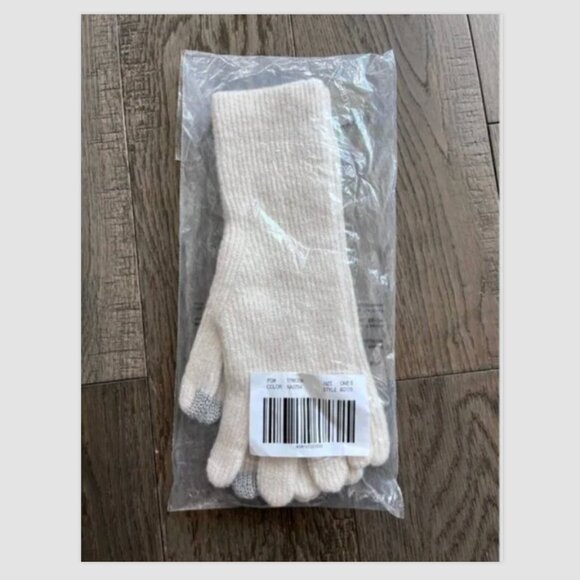 J.Crew Ribbed Tech Touch Gloves NWT Merino Wool Alpaca Blend Ivory Winter Warm - Picture 6 of 7